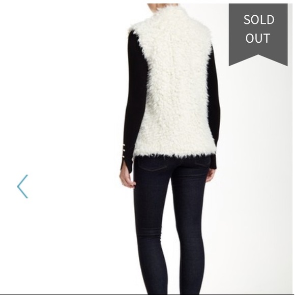 Melrose & Market  | faux fur vest - Picture 5 of 11